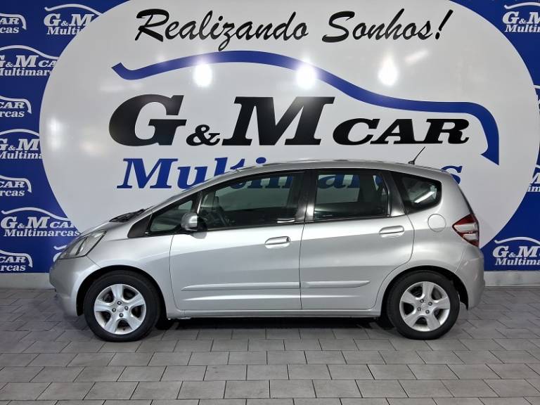 HONDA - FIT - 2010/2011 - Prata - R$ 43.900,00