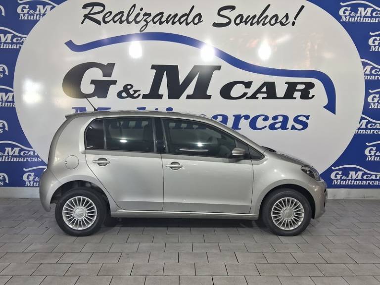 VOLKSWAGEN - UP - 2016/2017 - Prata - R$ 56.900,00