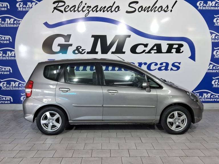 HONDA - FIT - 2007/2007 - Cinza - R$ 33.900,00