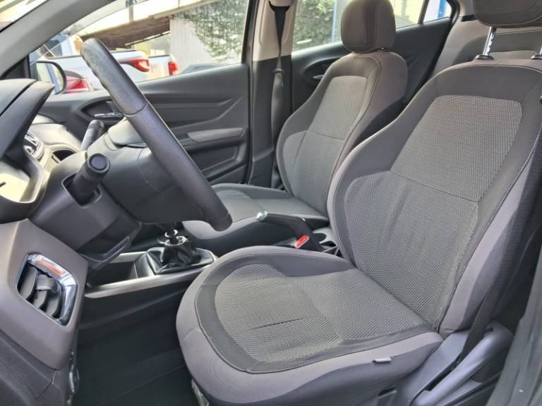 CHEVROLET - PRISMA - 2016/2016 - Cinza - R$ 57.900,00