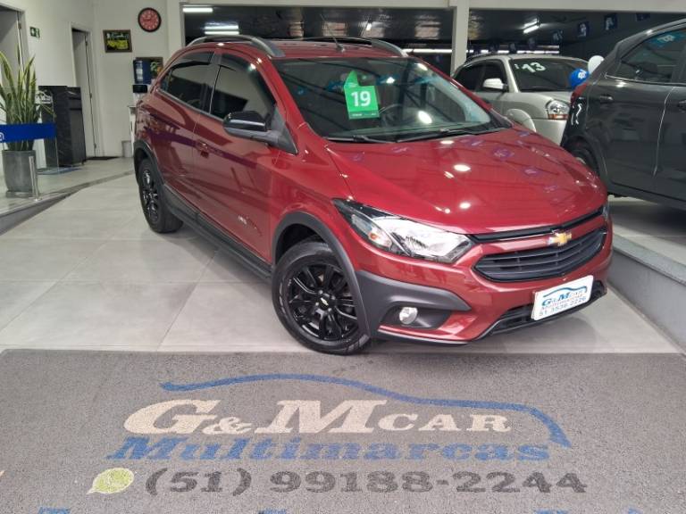 CHEVROLET - ONIX - 2019/2019 - Vermelha - R$ 71.900,00