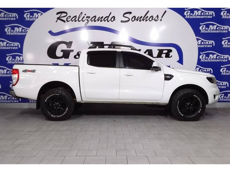 FORD - RANGER - 2020/2020 - Branca - R$ 161.900,00