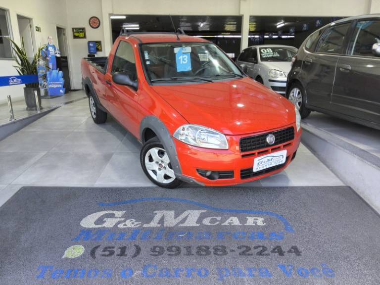 FIAT - STRADA - 2013/2013 - Vermelha - R$ 38.900,00