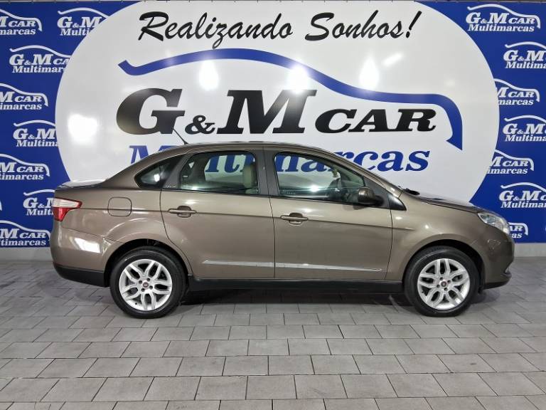 FIAT - GRAND SIENA - 2015/2016 - Cinza - R$ 45.900,00