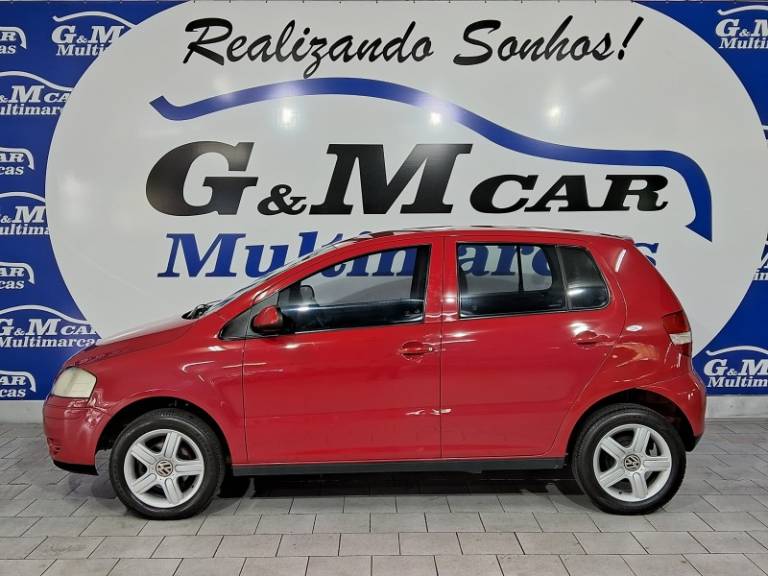 VOLKSWAGEN - FOX - 2005/2005 - Vermelha - R$ 21.900,00