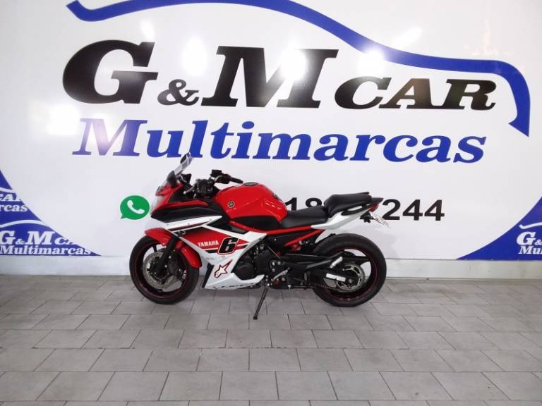 YAMAHA - XJ6 F - 2015/2016 - Vermelha - R$ 40.900,00