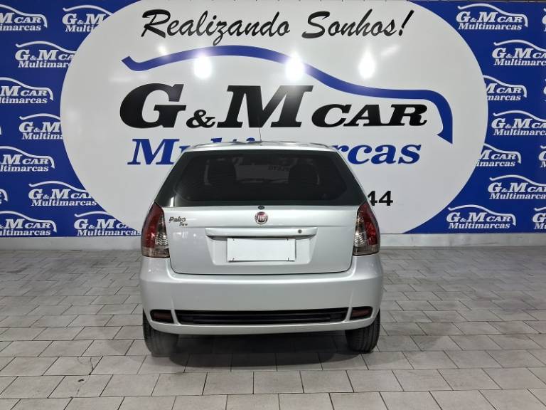 FIAT - PALIO - 2015/2016 - Prata - R$ 32.900,00