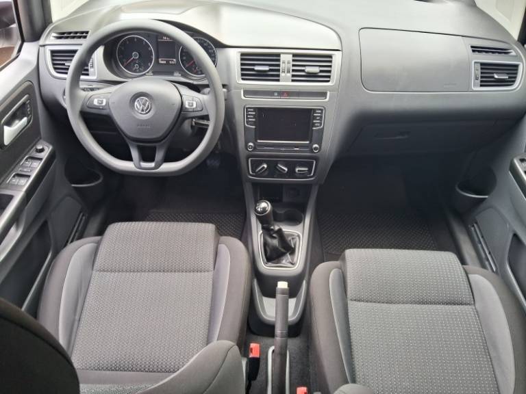 VOLKSWAGEN - FOX - 2019/2019 - Branca - R$ 61.900,00