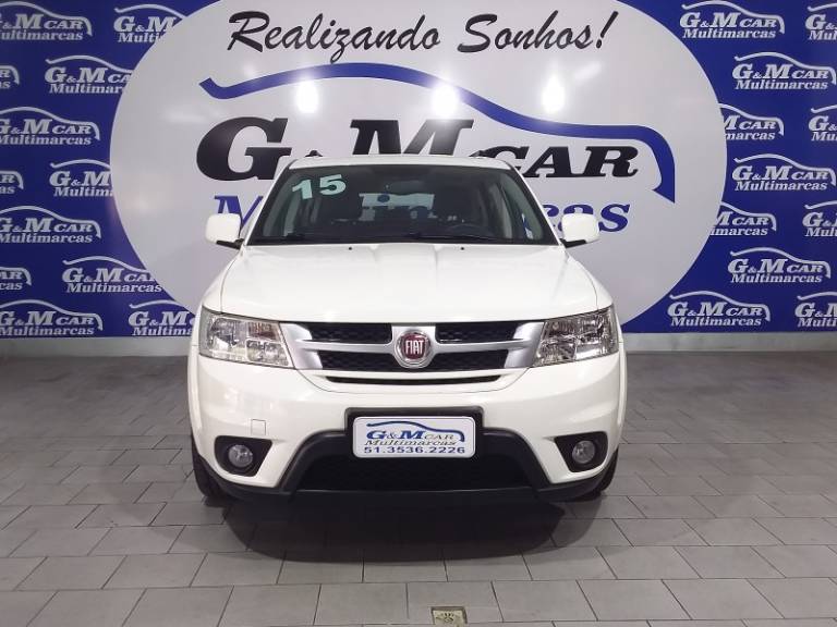 FIAT - FREEMONT - 2015/2015 - Branca - R$ 68.900,00