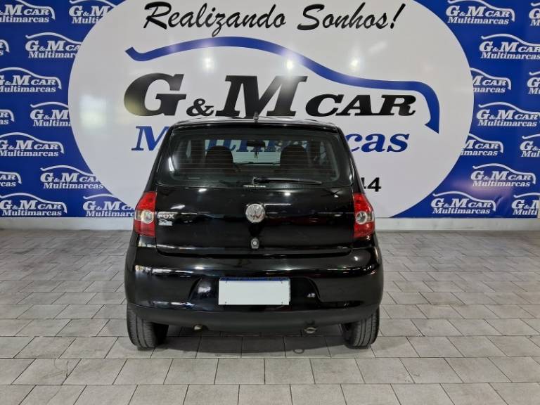 VOLKSWAGEN - FOX - 2007/2008 - Preta - R$ 23.900,00