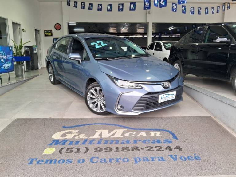 TOYOTA - COROLLA - 2021/2022 - Cinza - R$ 127.900,00