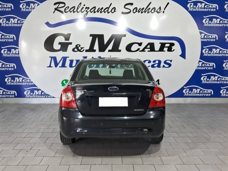 FORD - FOCUS - 2008/2009 - Preta - R$ 32.900,00