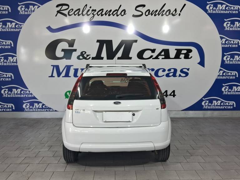FORD - FIESTA - 2012/2013 - Branca - R$ 35.900,00