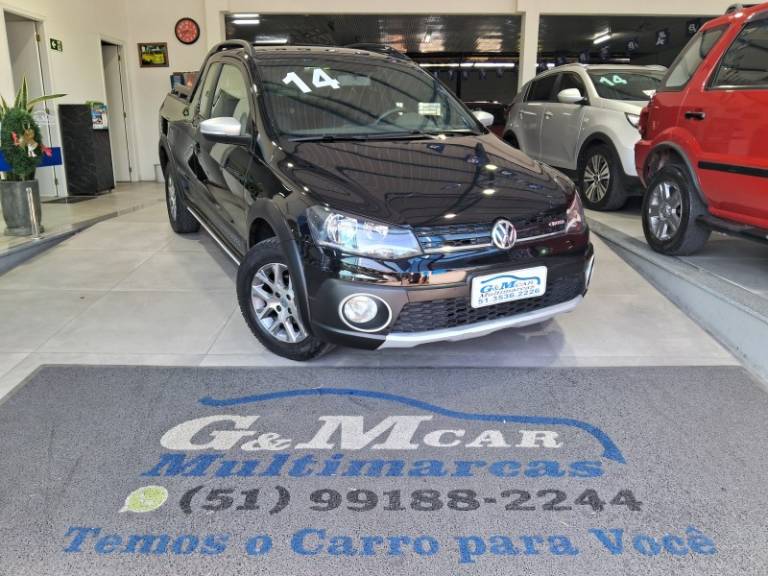 VOLKSWAGEN - SAVEIRO - 2013/2014 - Preta - R$ 62.900,00