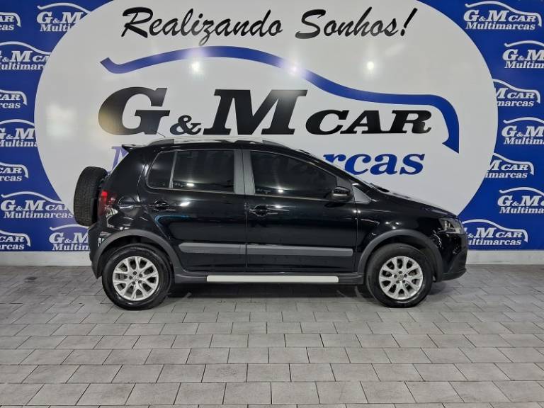 VOLKSWAGEN - CROSSFOX - 2013/2013 - Preta - R$ 43.900,00