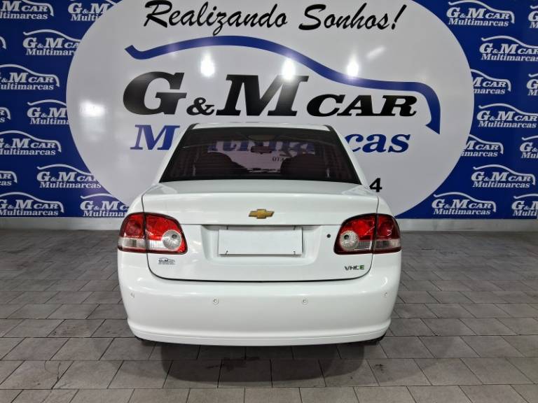 CHEVROLET - CLASSIC - 2011/2012 - Branca - R$ 28.900,00