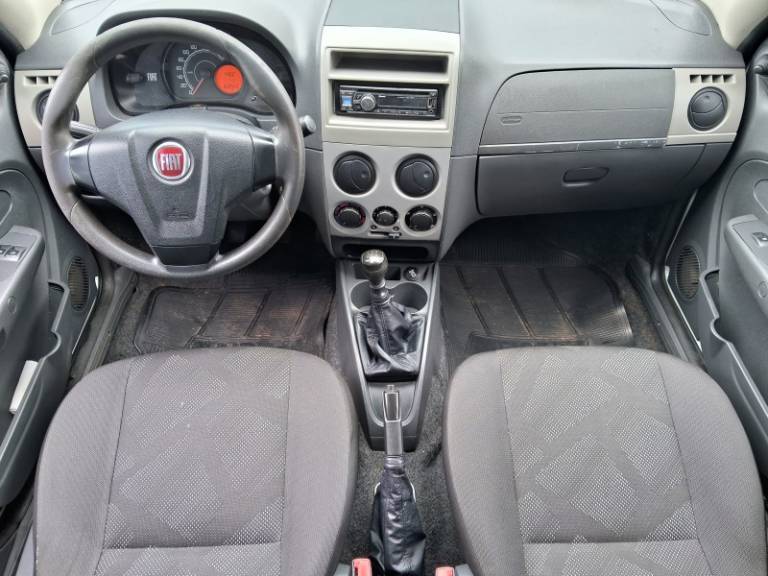 FIAT - PALIO - 2014/2014 - Branca - R$ 30.900,00