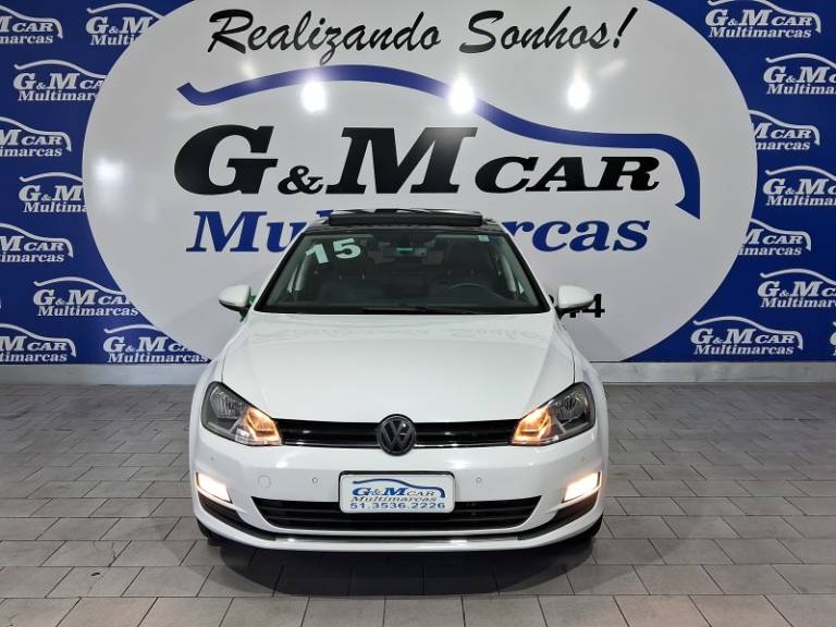 VOLKSWAGEN - GOLF - 2014/2015 - Branca - R$ 73.900,00