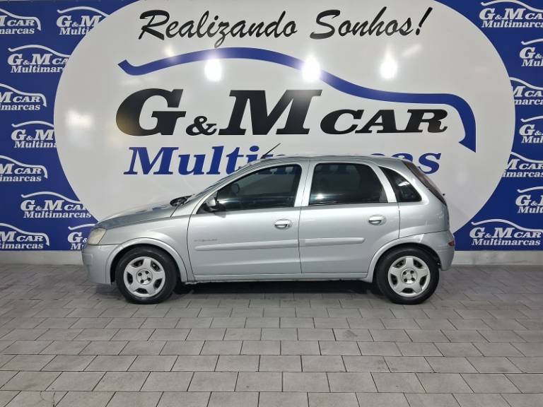 CHEVROLET - CORSA - 2008/2009 - Prata - R$ 32.900,00