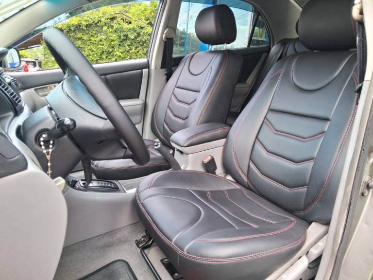 TOYOTA - COROLLA - 2004/2005 - Cinza - R$ 42.900,00