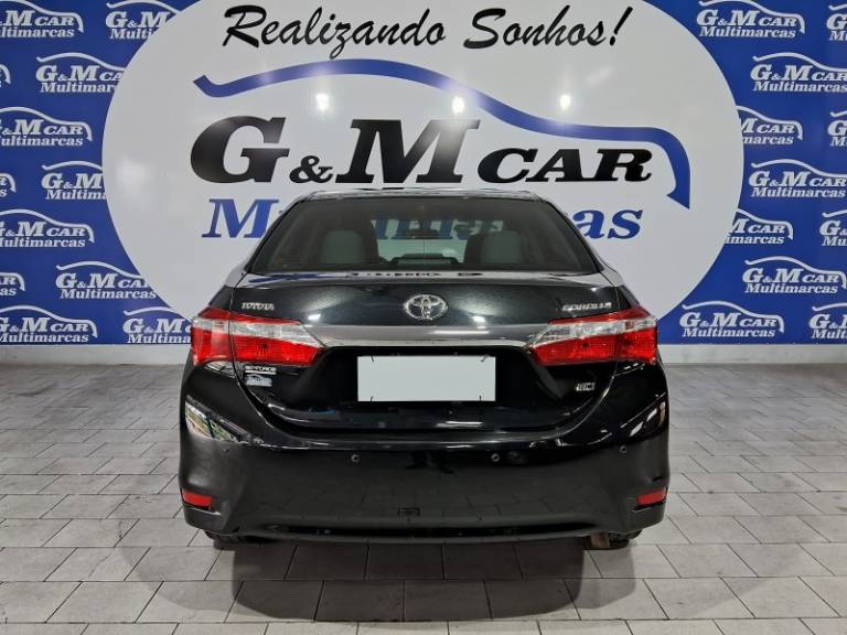 TOYOTA - COROLLA - 2014/2015 - Preta - R$ 75.900,00