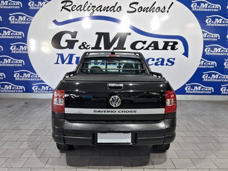 VOLKSWAGEN - SAVEIRO - 2013/2014 - Preta - R$ 62.900,00