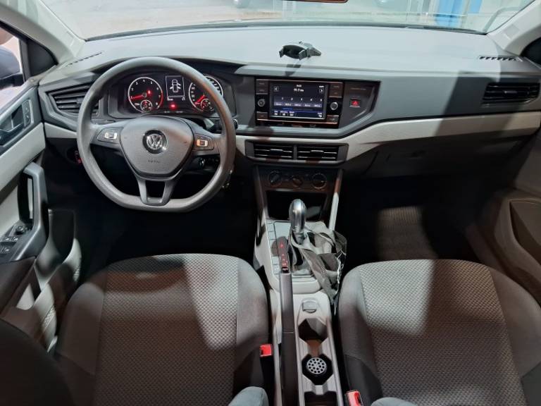 VOLKSWAGEN - POLO - 2018/2019 - Cinza - Sob Consulta