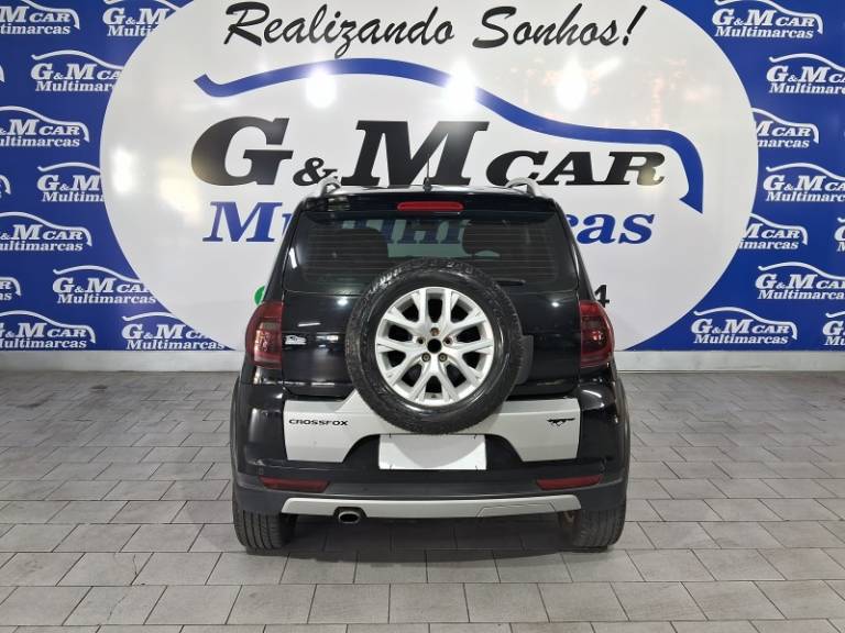 VOLKSWAGEN - CROSSFOX - 2013/2013 - Preta - R$ 43.900,00