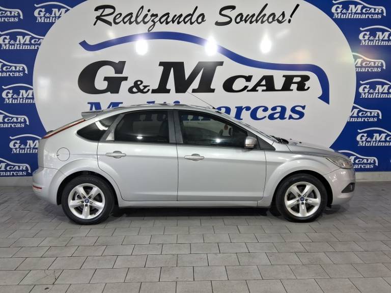 FORD - FOCUS - 2013/2013 - Prata - R$ 46.900,00