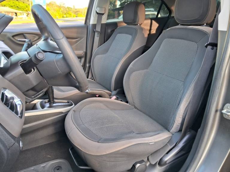 CHEVROLET - PRISMA - 2014/2015 - Cinza - R$ 54.900,00