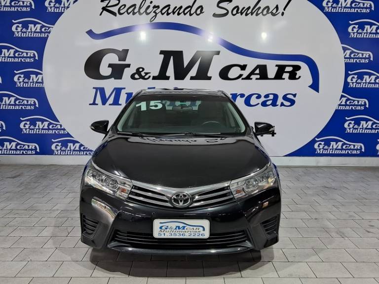 TOYOTA - COROLLA - 2014/2015 - Preta - R$ 75.900,00