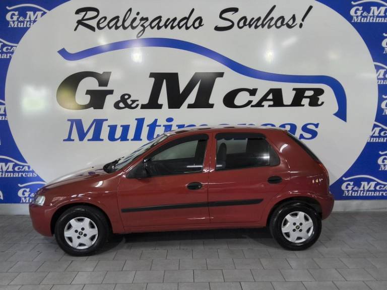 CHEVROLET - CELTA - 2003/2003 - Vermelha - R$ 14.900,00