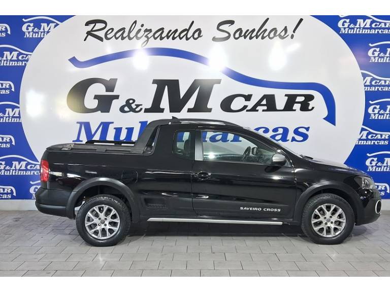 VOLKSWAGEN - SAVEIRO - 2013/2014 - Preta - R$ 62.900,00