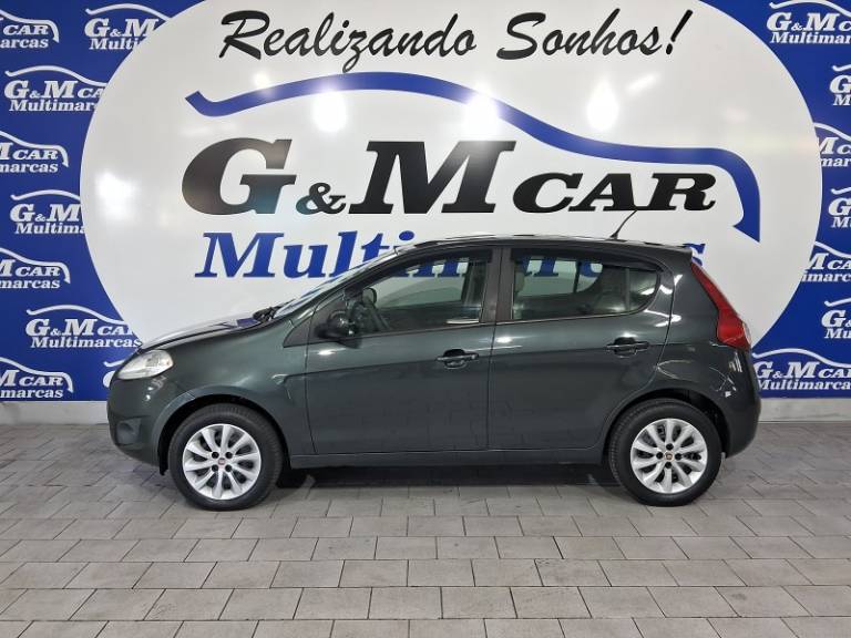 FIAT - PALIO - 2014/2015 - Cinza - R$ 40.900,00