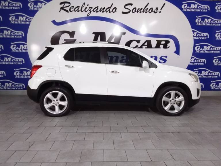 CHEVROLET - TRACKER - 2014/2015 - Branca - R$ 71.900,00