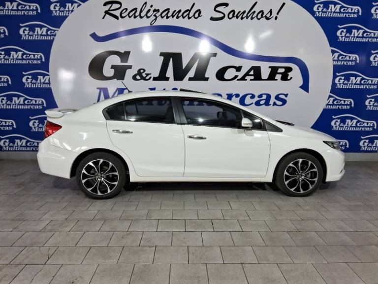 HONDA - CIVIC - 2013/2014 - Branca - R$ 81.900,00