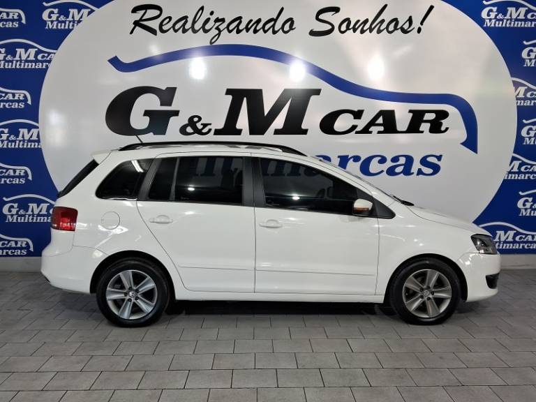 VOLKSWAGEN - SPACEFOX - 2010/2011 - Branca - R$ 40.900,00