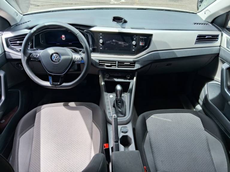 VOLKSWAGEN - VIRTUS - 2018/2019 - Branca - R$ 83.900,00
