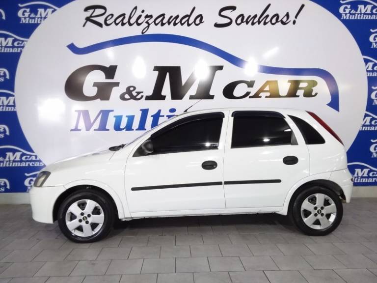 CHEVROLET - CORSA - 2005/2006 - Branca - R$ 22.900,00