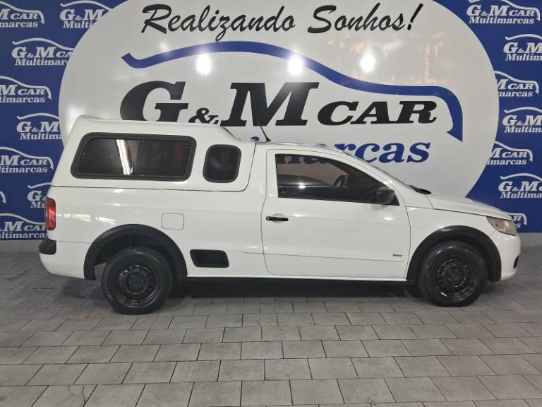 VOLKSWAGEN - SAVEIRO - 2013/2013 - Branca - R$ 43.900,00