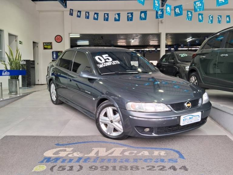 CHEVROLET - VECTRA - 2005/2005 - Cinza - R$ 33.900,00