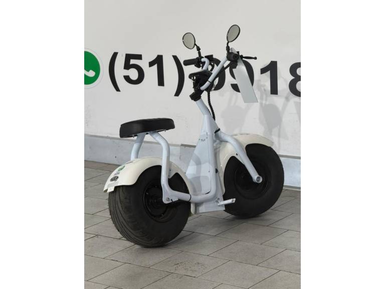 TUI - 1000W - 2025/2025 - Branca - R$ 7.800,00