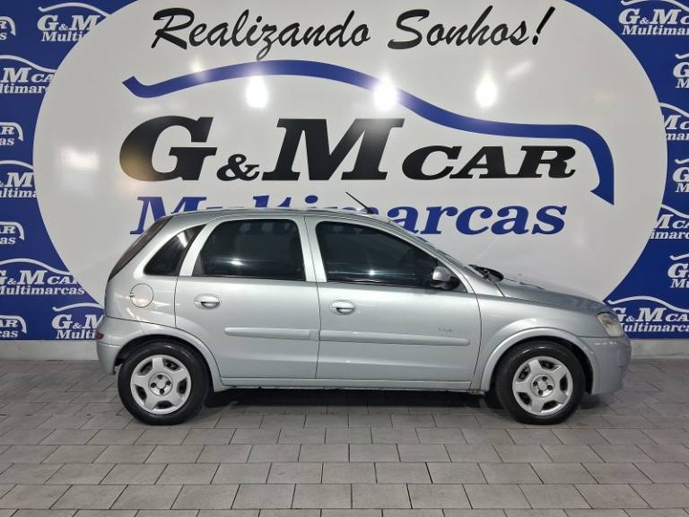 CHEVROLET - CORSA - 2008/2009 - Prata - R$ 32.900,00