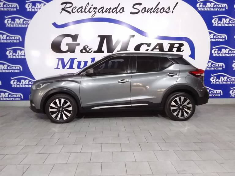 NISSAN - KICKS - 2016/2017 - Cinza - R$ 79.900,00